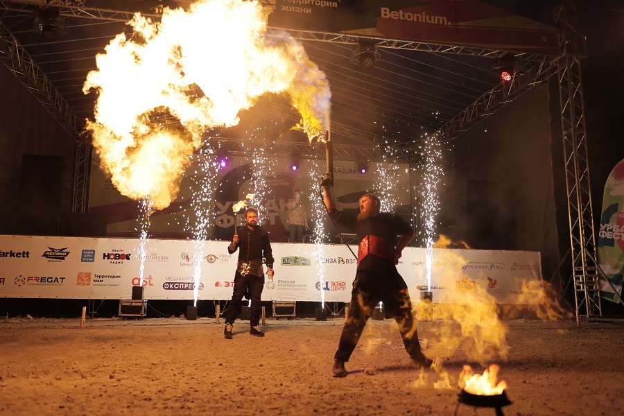 tzhfest8.JPG