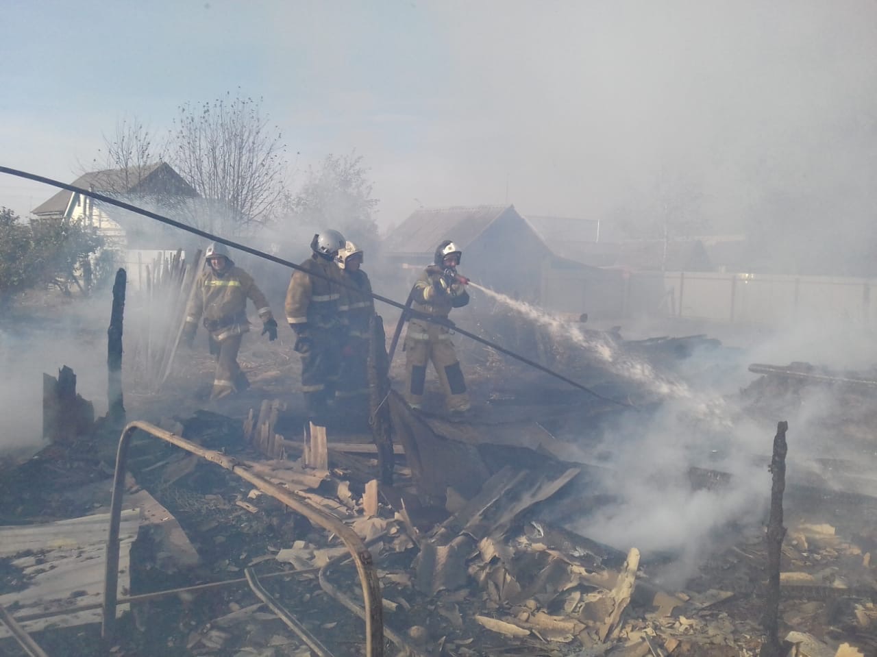 
		
		Появились фото с места крупного пожара в Сердобске
		
	