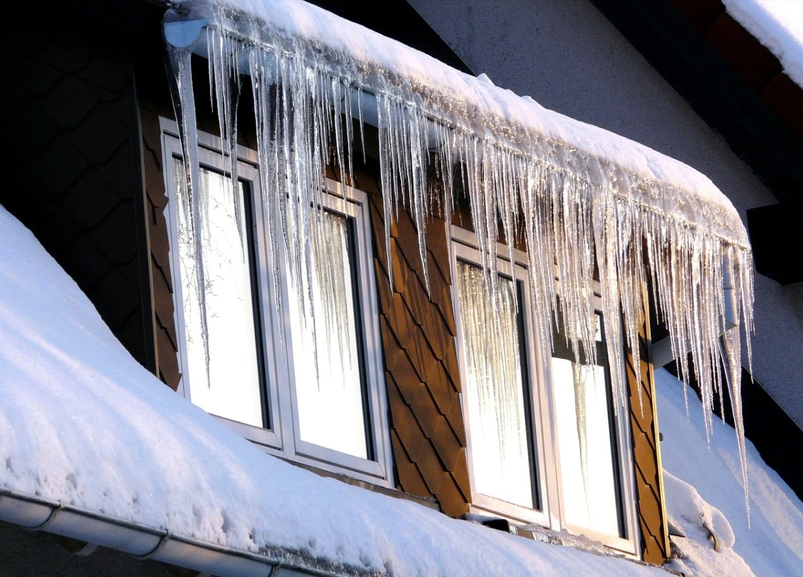 
		
		Пензенцев предостерегли от возможного падения сосулек и снега с крыш
		
	