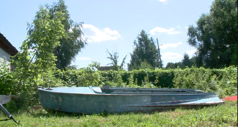 
		
		В Пензенской области парень уплыл на чужой лодке и сдал ее в металлолом
		
	