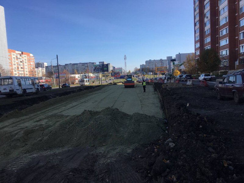 
		
		Расширить дорогу на проспекте Строителей планируют до середины ноября
		
	