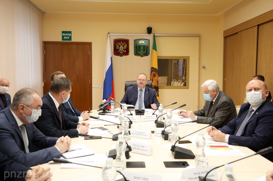 
		
		Олег Мельниченко поручил до 1 декабря завершить все сельхозработы в регионе
		
	