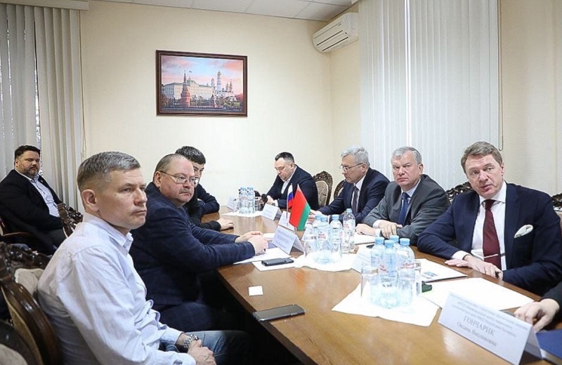
		
		Олег Мельниченко указал на большой потенциал сотрудничества с Беларусью
		
	