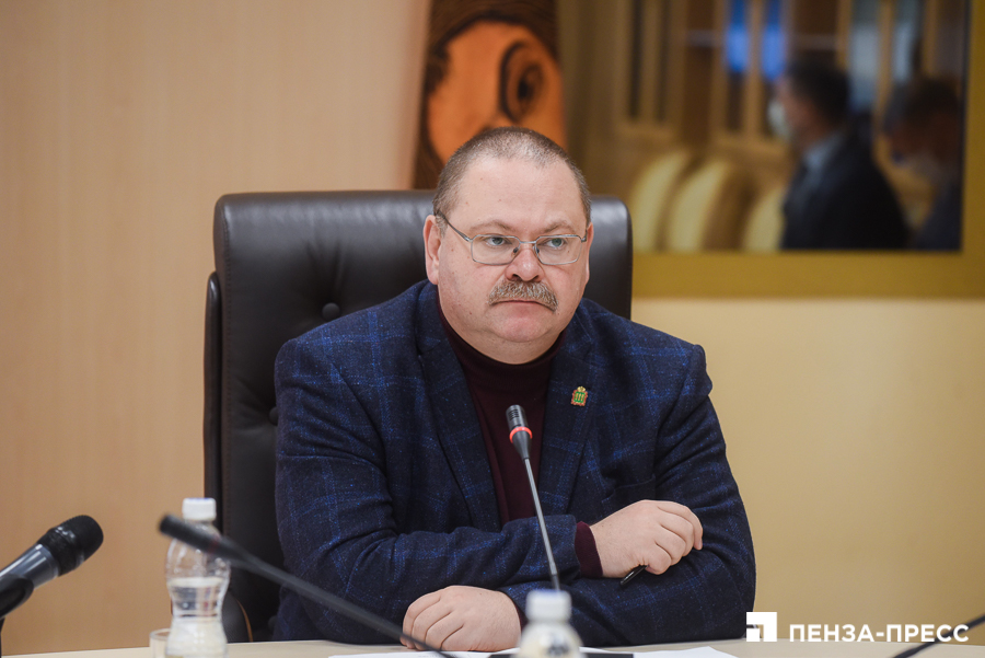 
		
		«ПолитБрокер» отметил стабильность позиций Мельниченко на «Бирже губернаторов»
		
	
