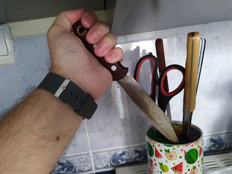 криминальный нож. несколько ударов ножом. несколько ударов ножом. несколько ударов ножом. смертельный удар ножом куда.