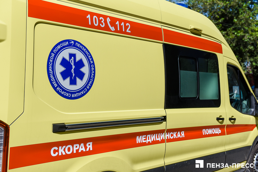 не дождаться скорой помощи. день скорой помощи открытки. новости барнаула и алтайского края сегодня на банкфаксе. фельдшер скорой помощи. плакат пропускайте скорую.