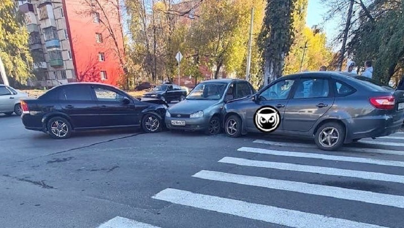 95 квартал 2 блондинки попали дтп