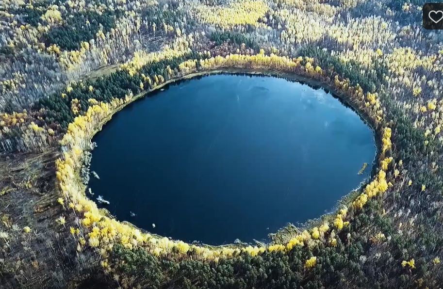 Есть мертвое озеро. Мертвое озеро Леонидовка. Круглое озеро Пенза Леонидовка. Мертвое озеро Пенза. Мертвое озеро Пенза Леонидовка.