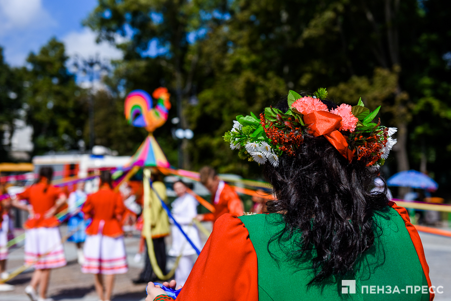 фестиваль пройдет в сентябре. джазовый фестиваль сочи. кинотавр россия 2021. джаз фестиваль. зимний театр сочи кинотавр.